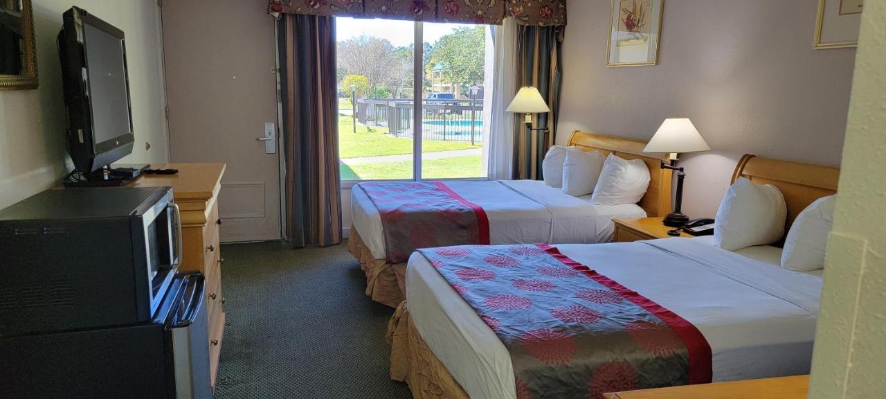 Ramada by Wyndham & Suites Warner Robins Bagian luar foto