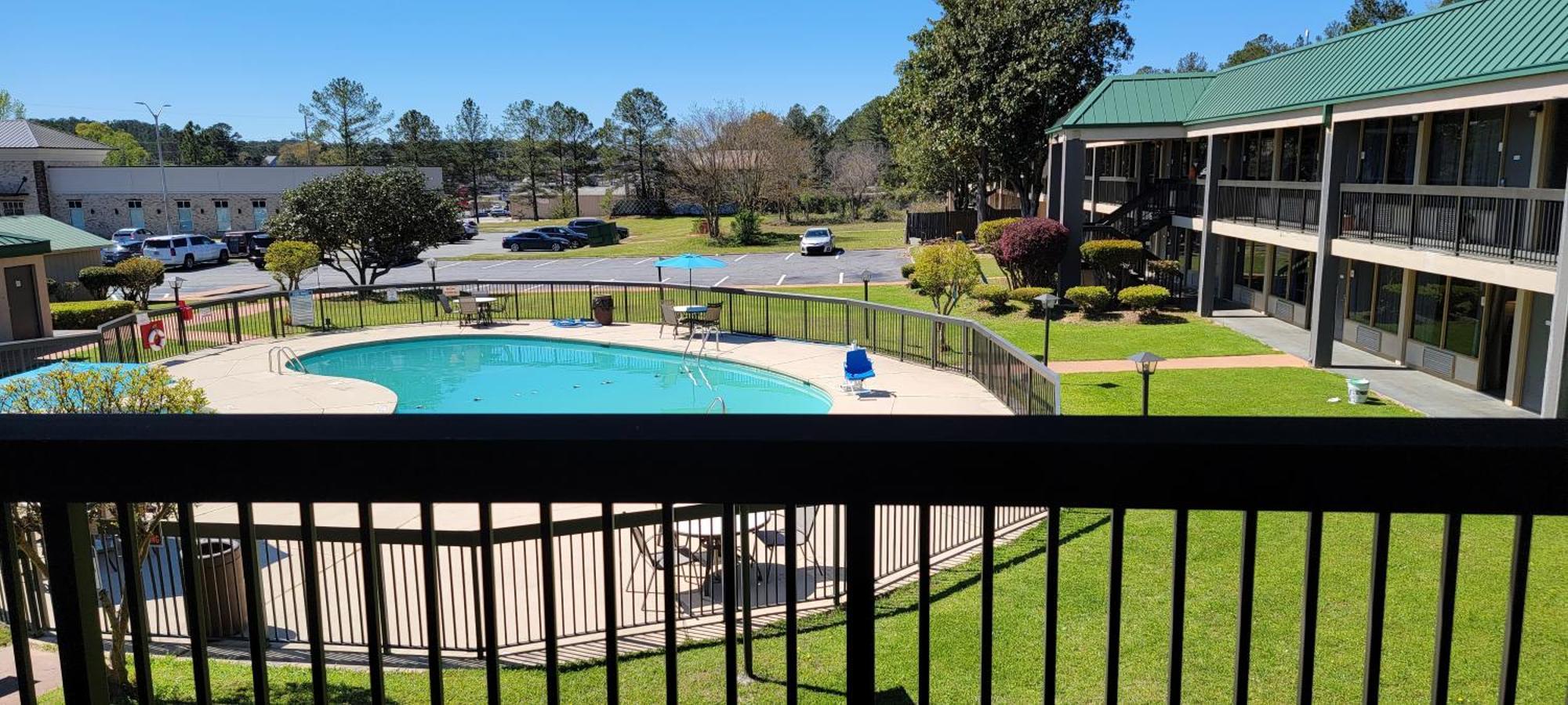 Ramada by Wyndham & Suites Warner Robins Bagian luar foto