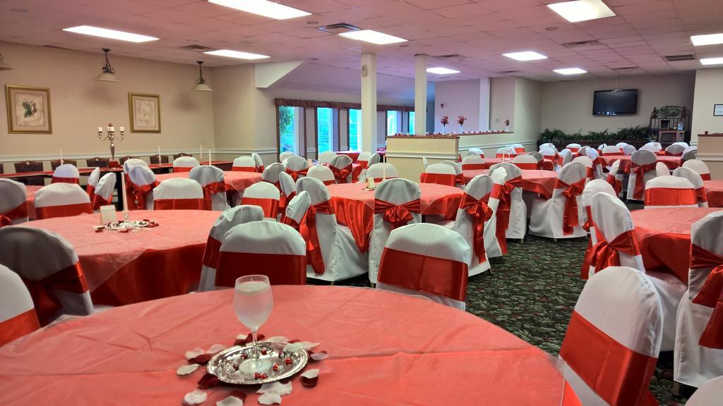 Ramada by Wyndham & Suites Warner Robins Bagian luar foto